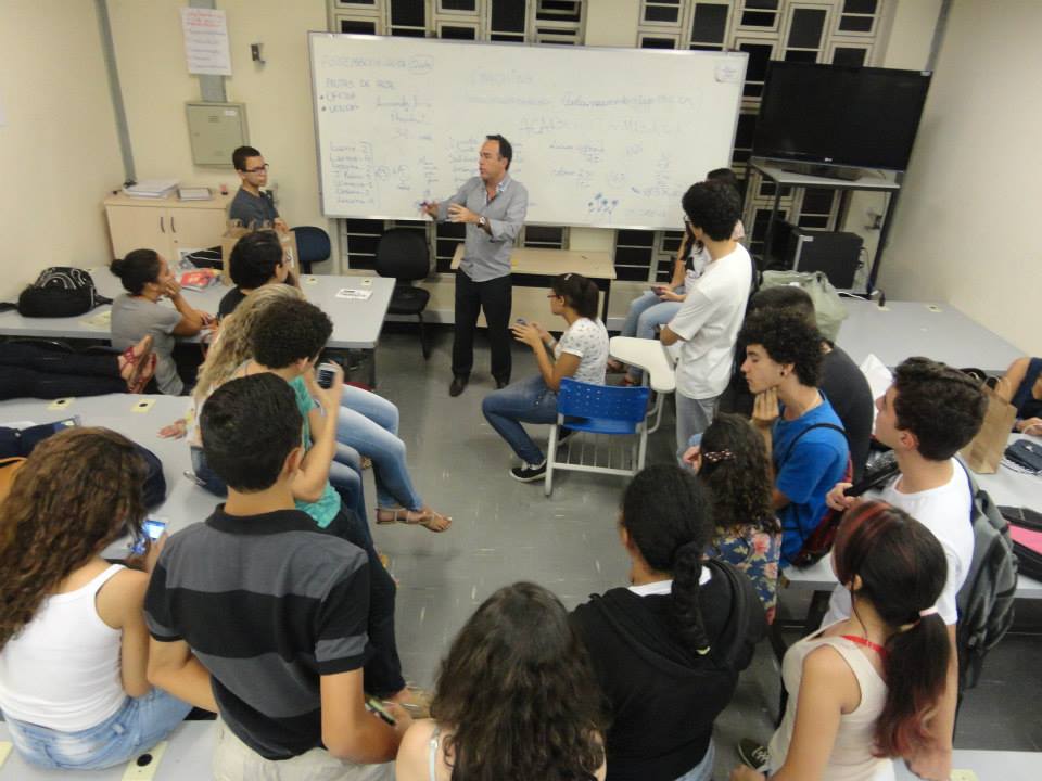 Mini Empresa Pano para Manga Voluntário Junior Achievement